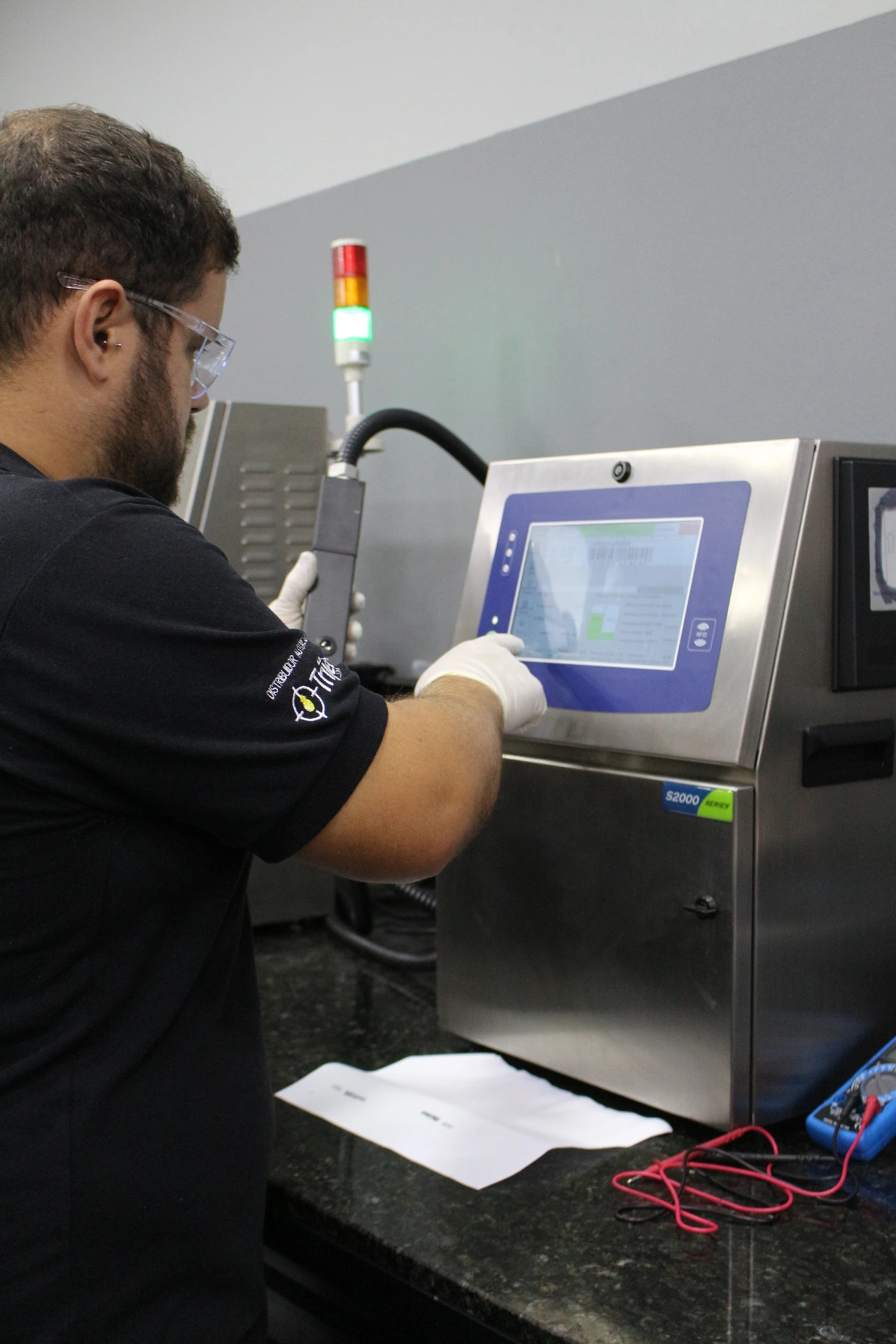 Manutenção em impressora inkjet R&O